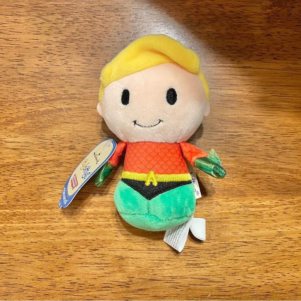 Hallmark itty-bitty Aquaman